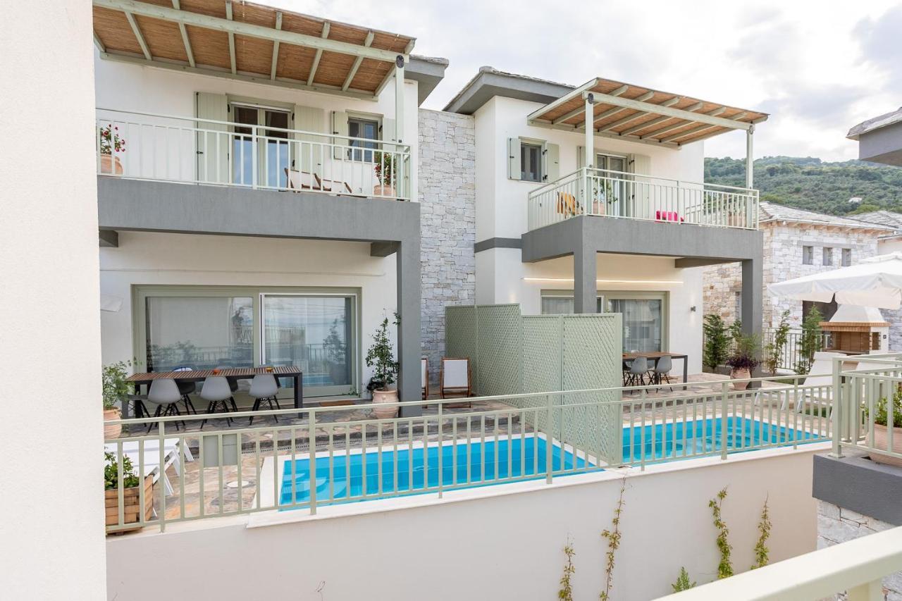 Sea And Sun Luxury Pools' Villas Хорефто Экстерьер фото