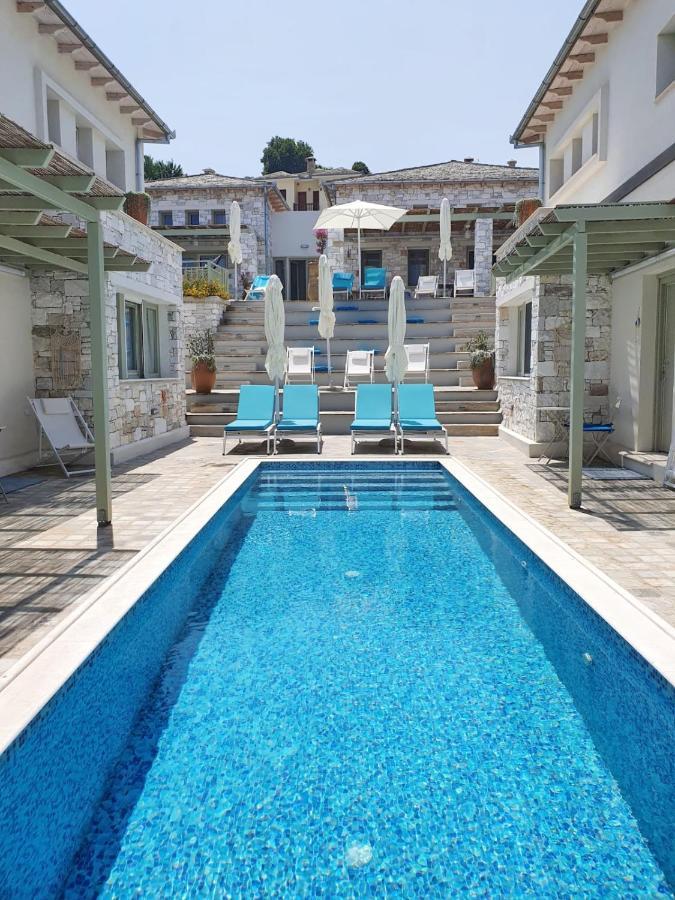 Sea And Sun Luxury Pools' Villas Хорефто Экстерьер фото