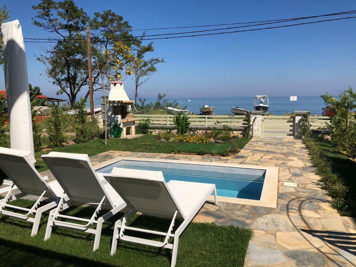 Sea And Sun Luxury Pools' Villas Хорефто Экстерьер фото
