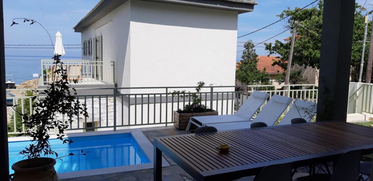 Sea And Sun Luxury Pools' Villas Хорефто Экстерьер фото